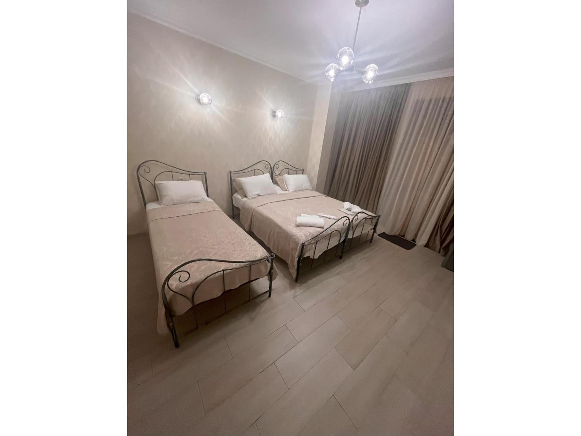 Silver 42 Boutique Hotel Tbilisi Exteriör bild