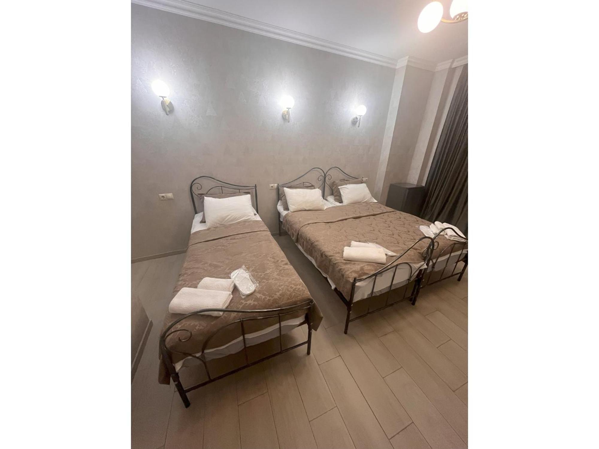 Silver 42 Boutique Hotel Tbilisi Exteriör bild