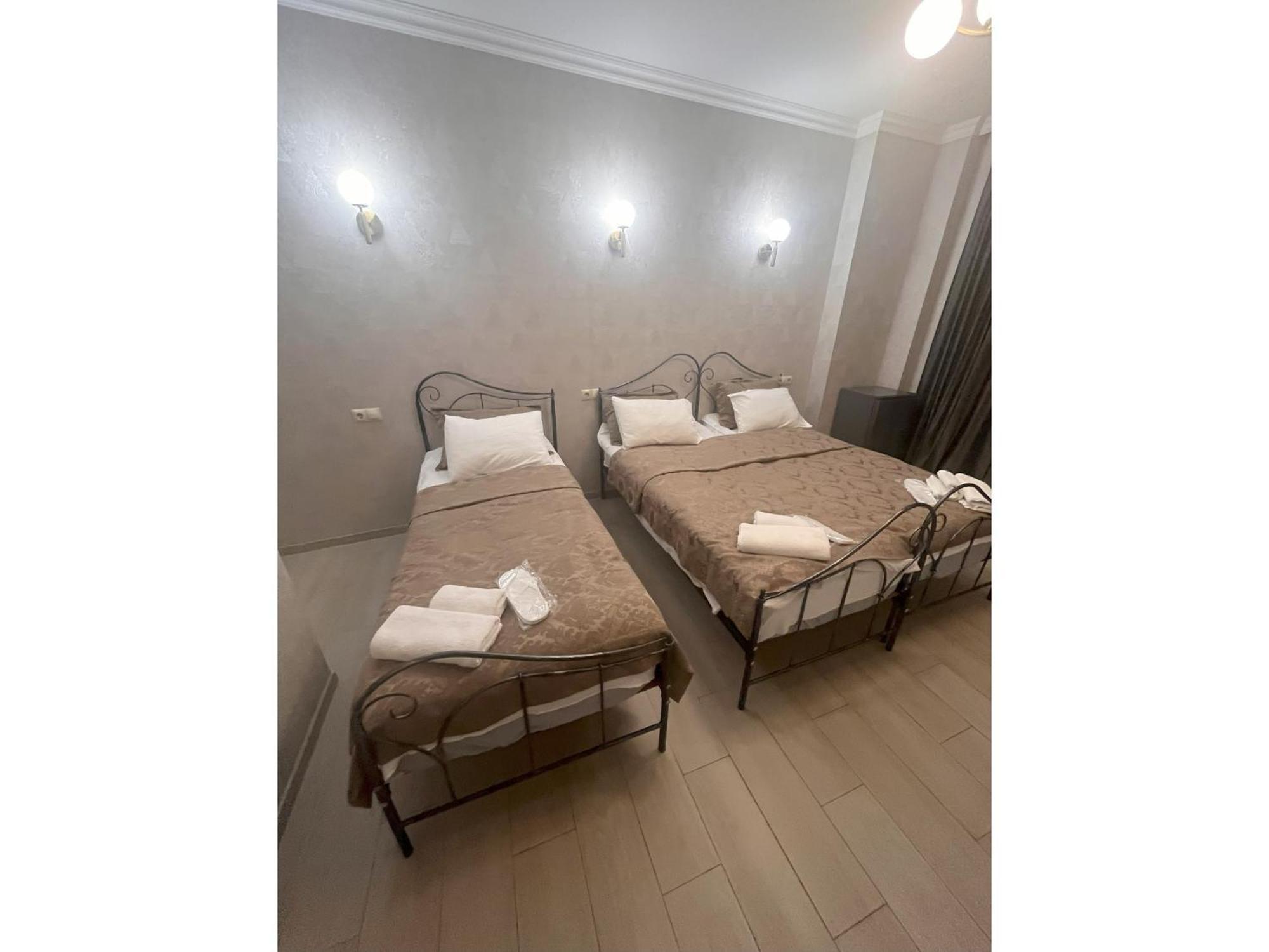 Silver 42 Boutique Hotel Tbilisi Exteriör bild